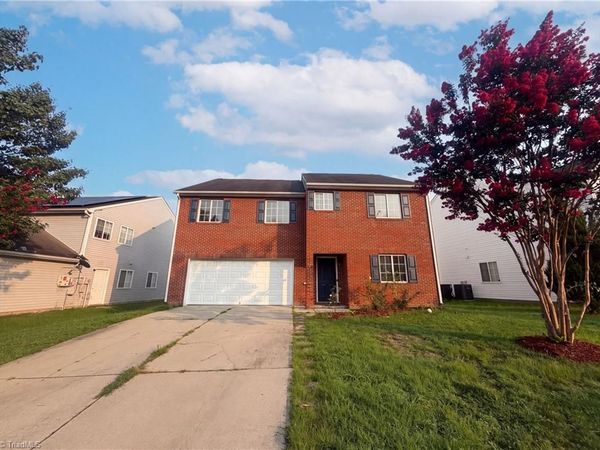 3 Elsworth Court , Greensboro, NC 27301