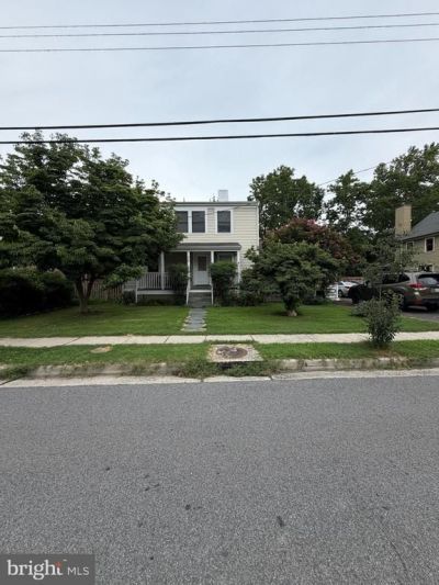 414 E Howell Avenue E, Alexandria, VA 22301 Main Photo