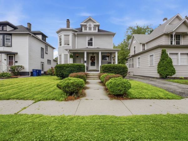 818 HICKORY Street , Waukegan, IL 60085