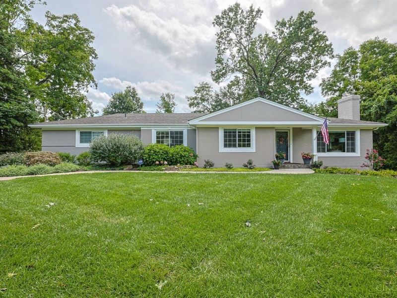 6127 Kaywood Drive, Madeira, OH 45243 Photo 1