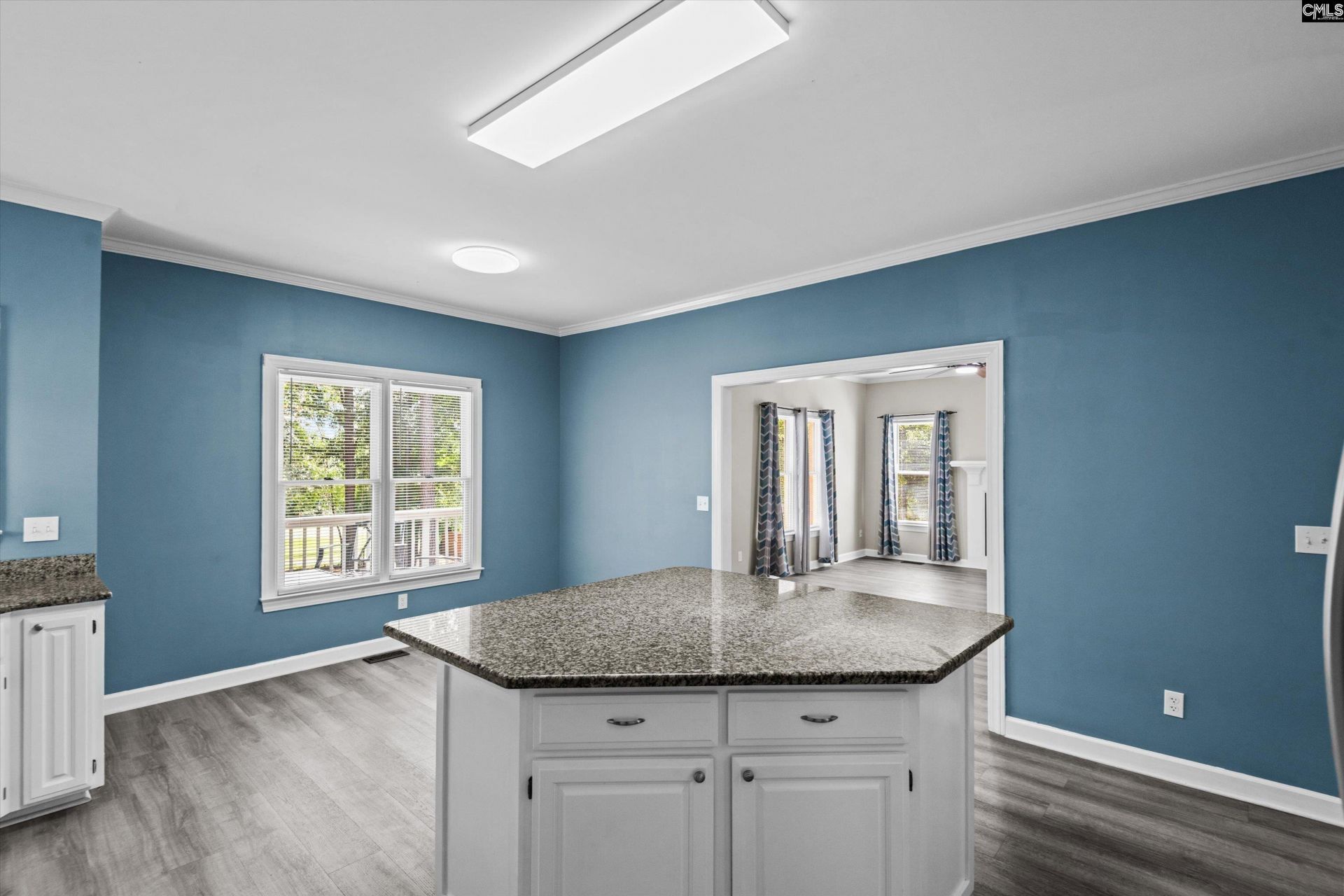 208 Winchester Court Photo 13