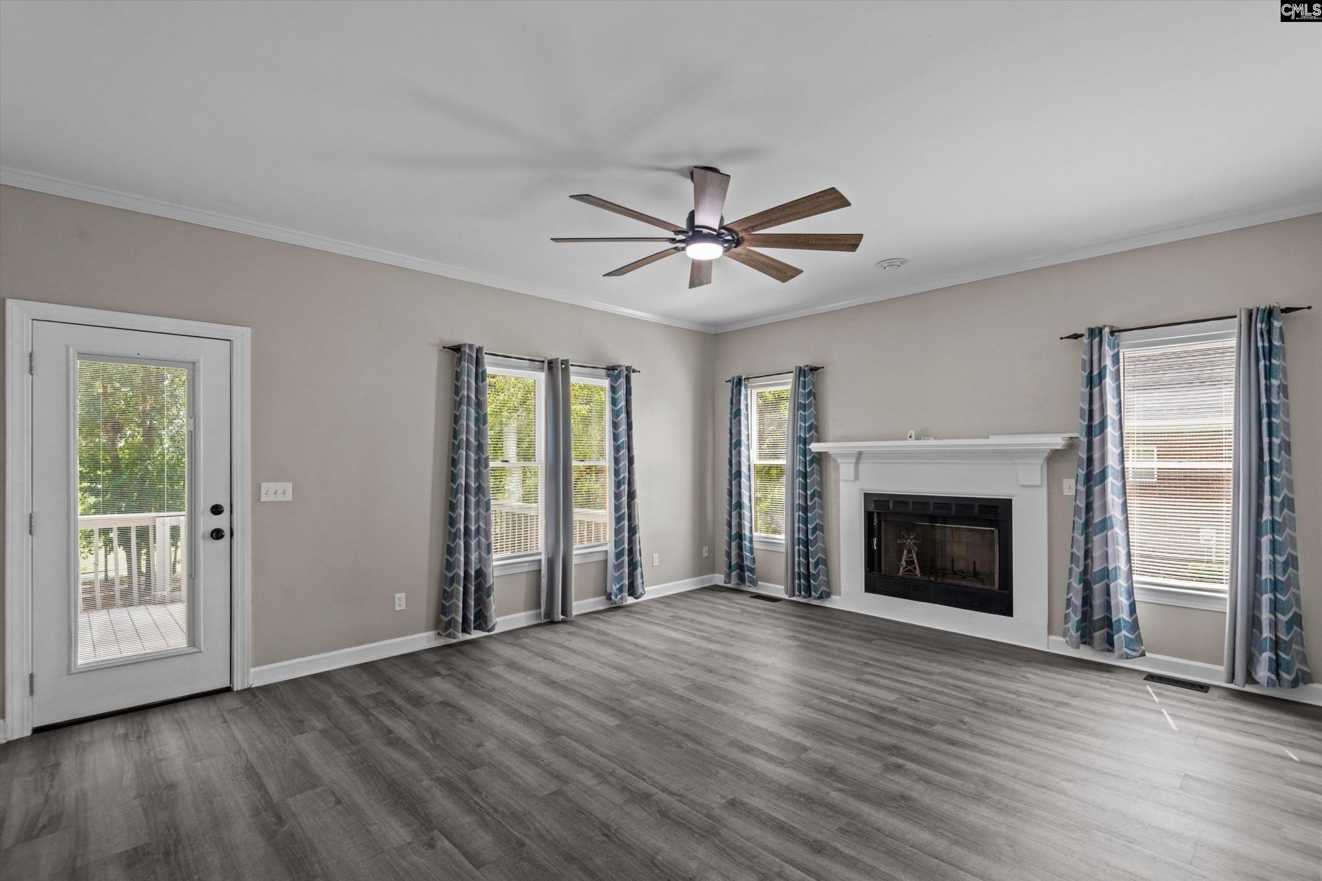 208 Winchester Court Photo 16