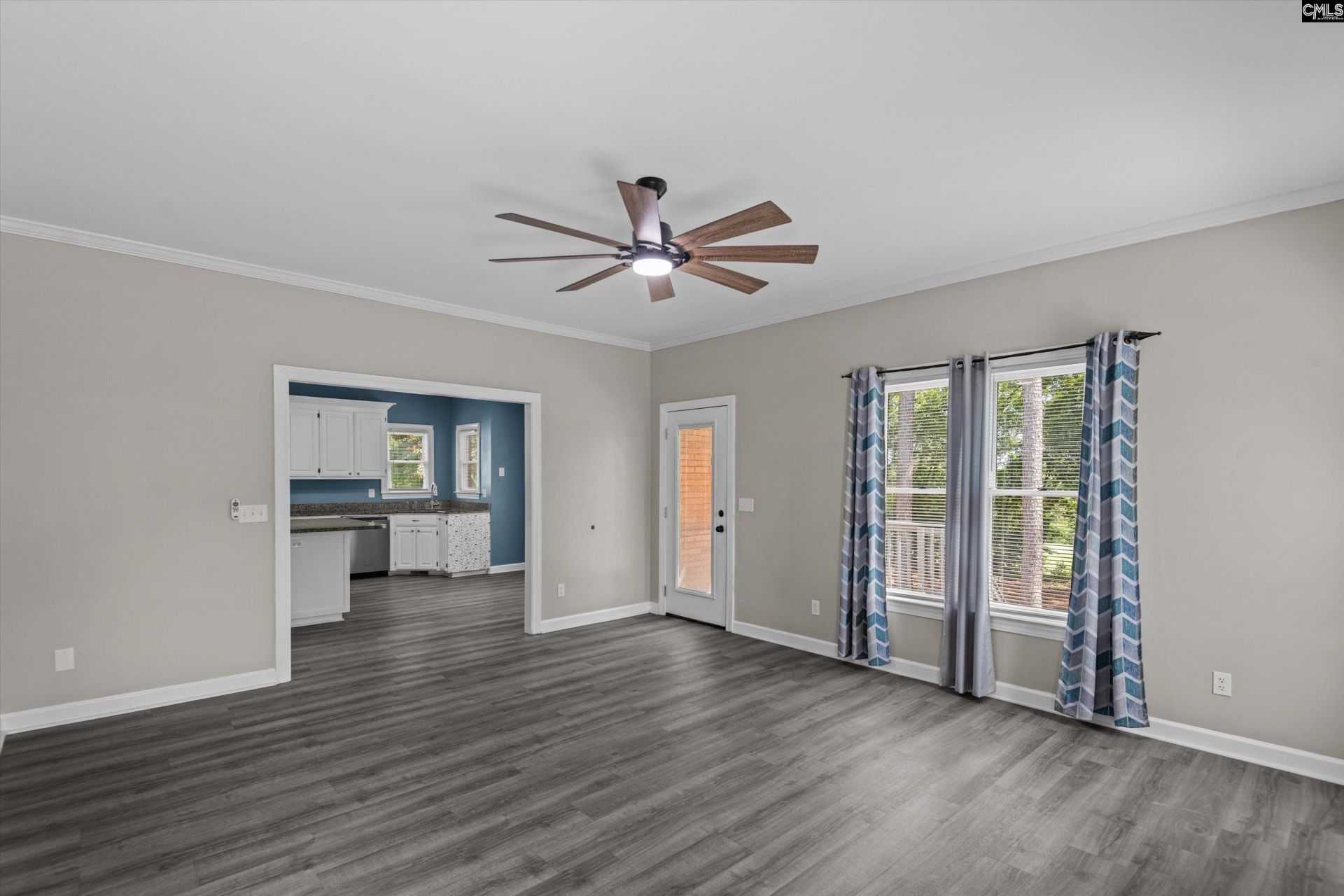 208 Winchester Court Photo 17