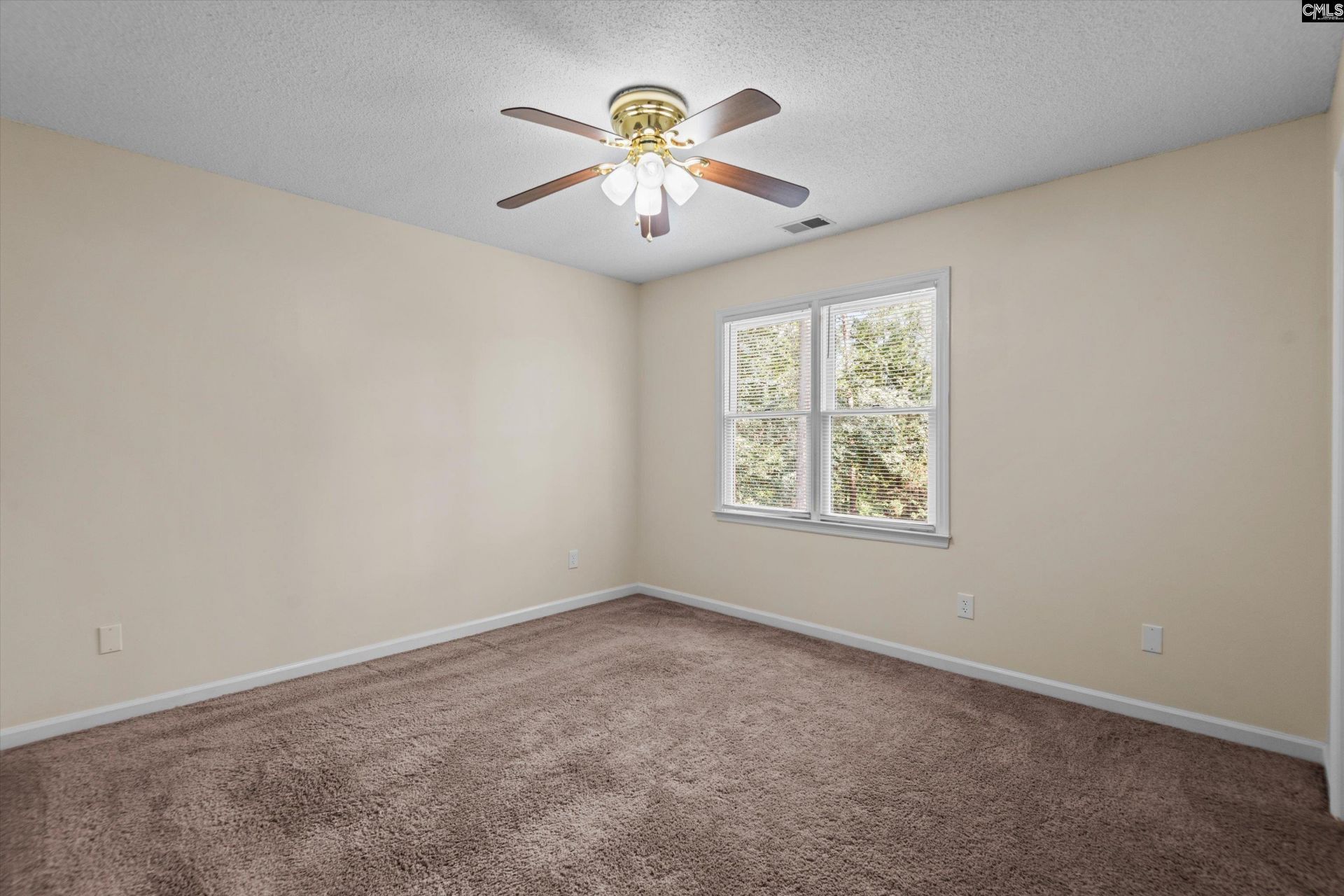 208 Winchester Court Photo 28