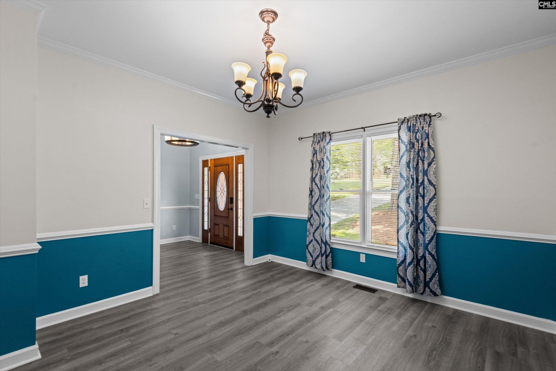 208 Winchester Court Photo 8