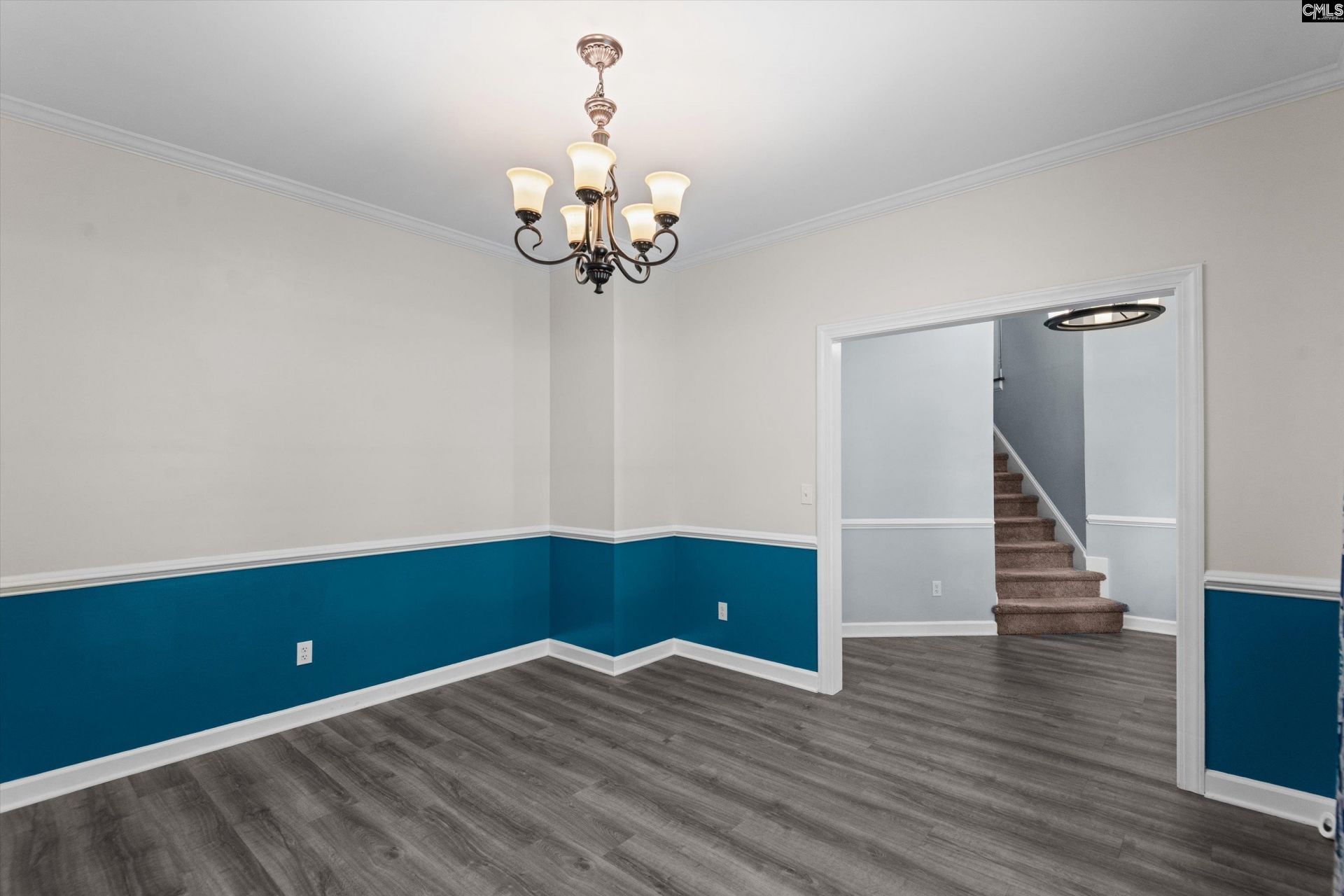 208 Winchester Court Photo 9
