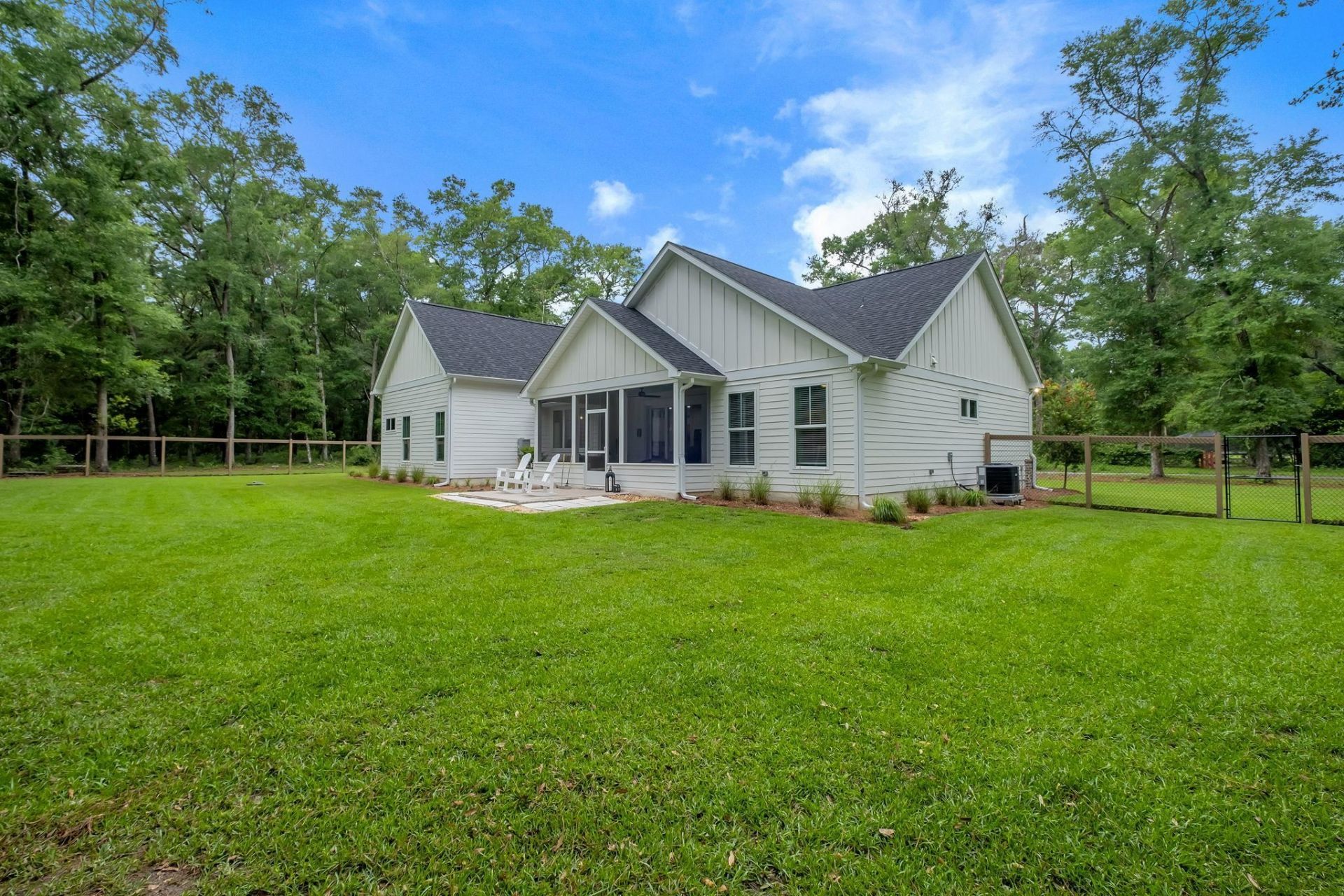 9725 N Horseshoe Road , Tallahassee, FL 32317 Photo
