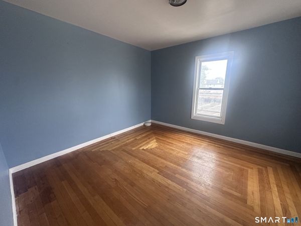94-96 Burnside , East Hartford, CT 06108
