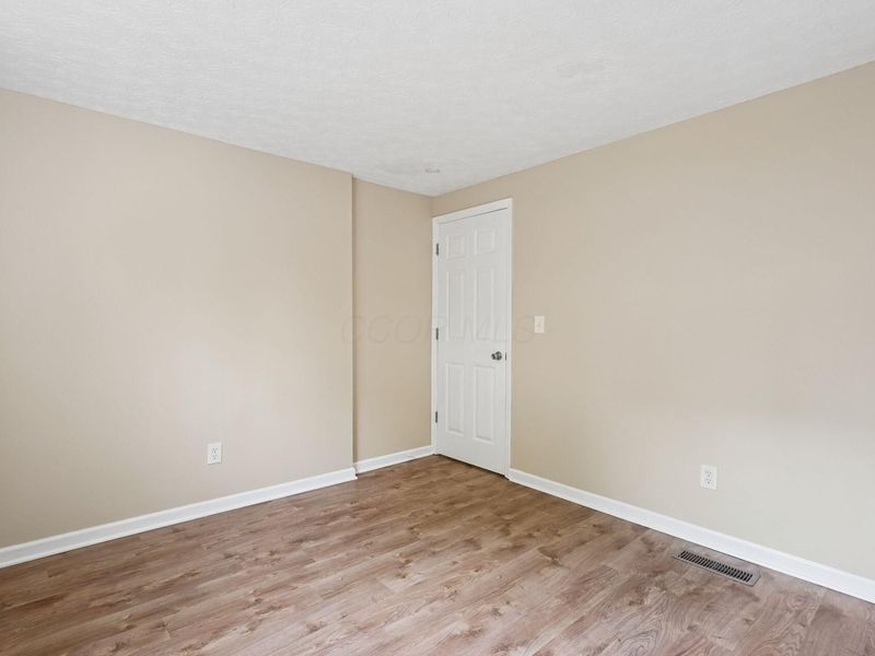 2249 Hampstead Drive , Columbus, OH 43229 Photo 11