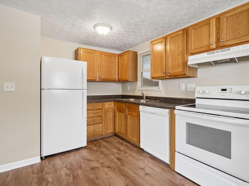 2249 Hampstead Drive , Columbus, OH 43229 Photo 9