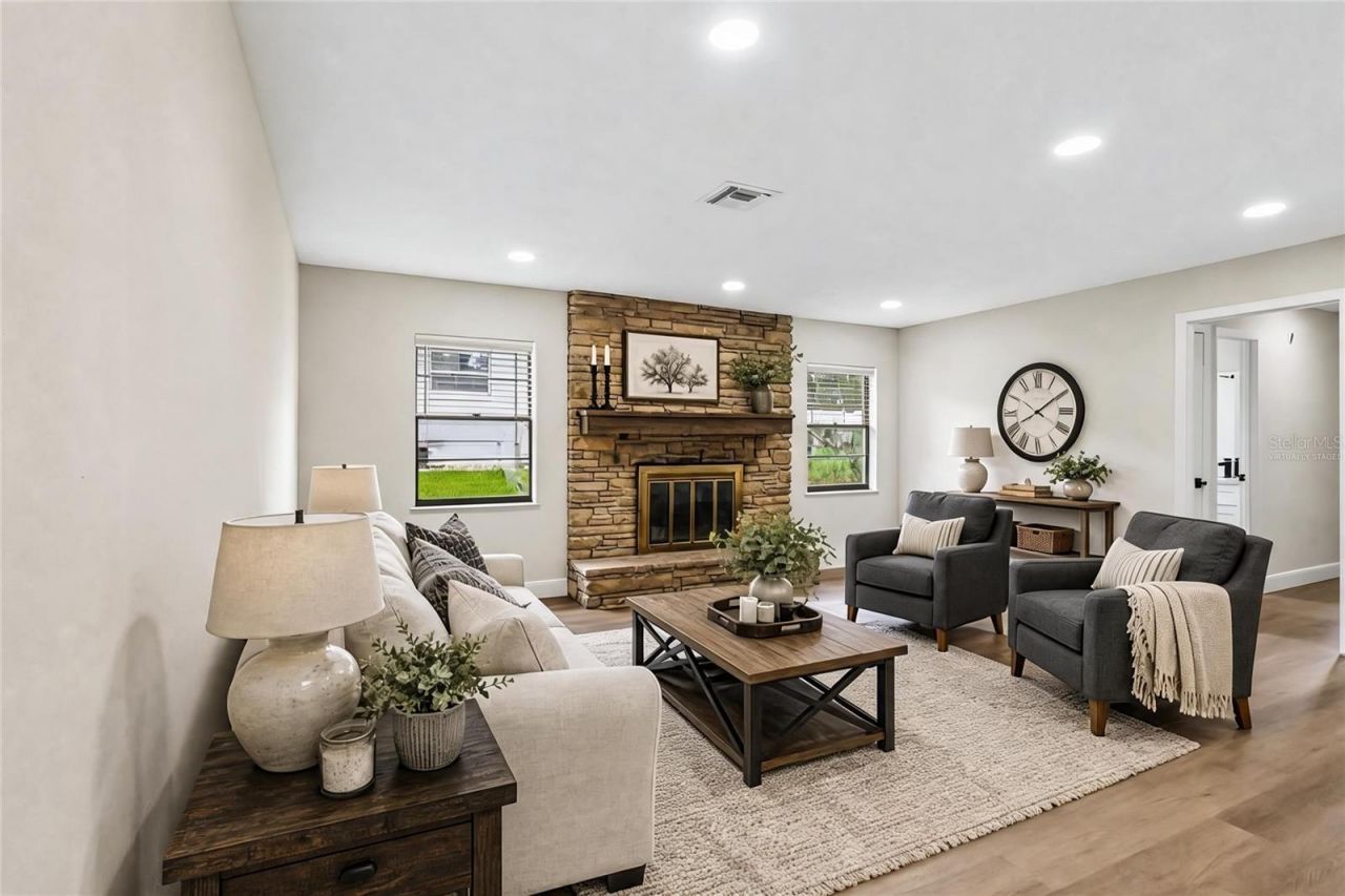612 Rodney Drive , Altamonte Springs, FL 32701 Photo