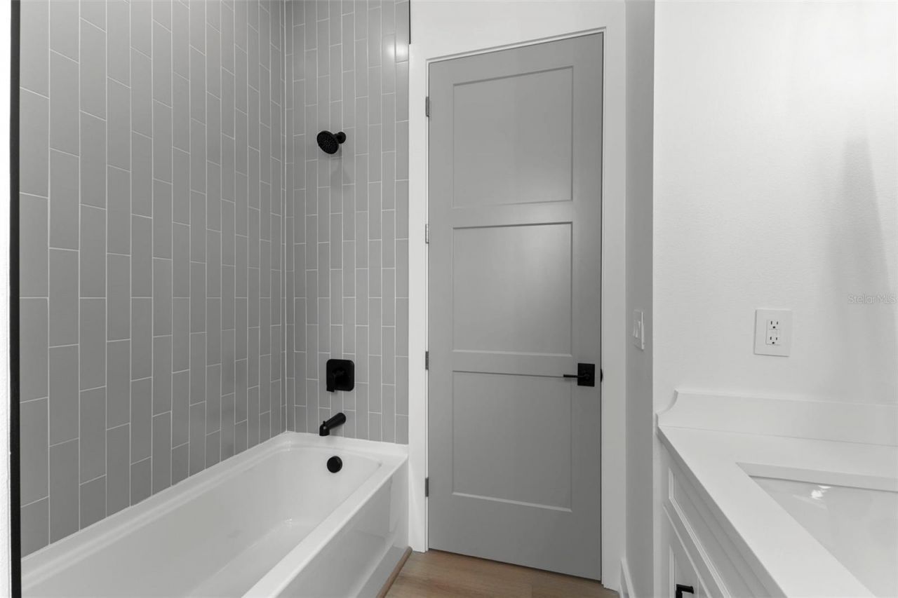 3534 Overlook Drive Ne, Saint Petersburg, FL 33703 Photo