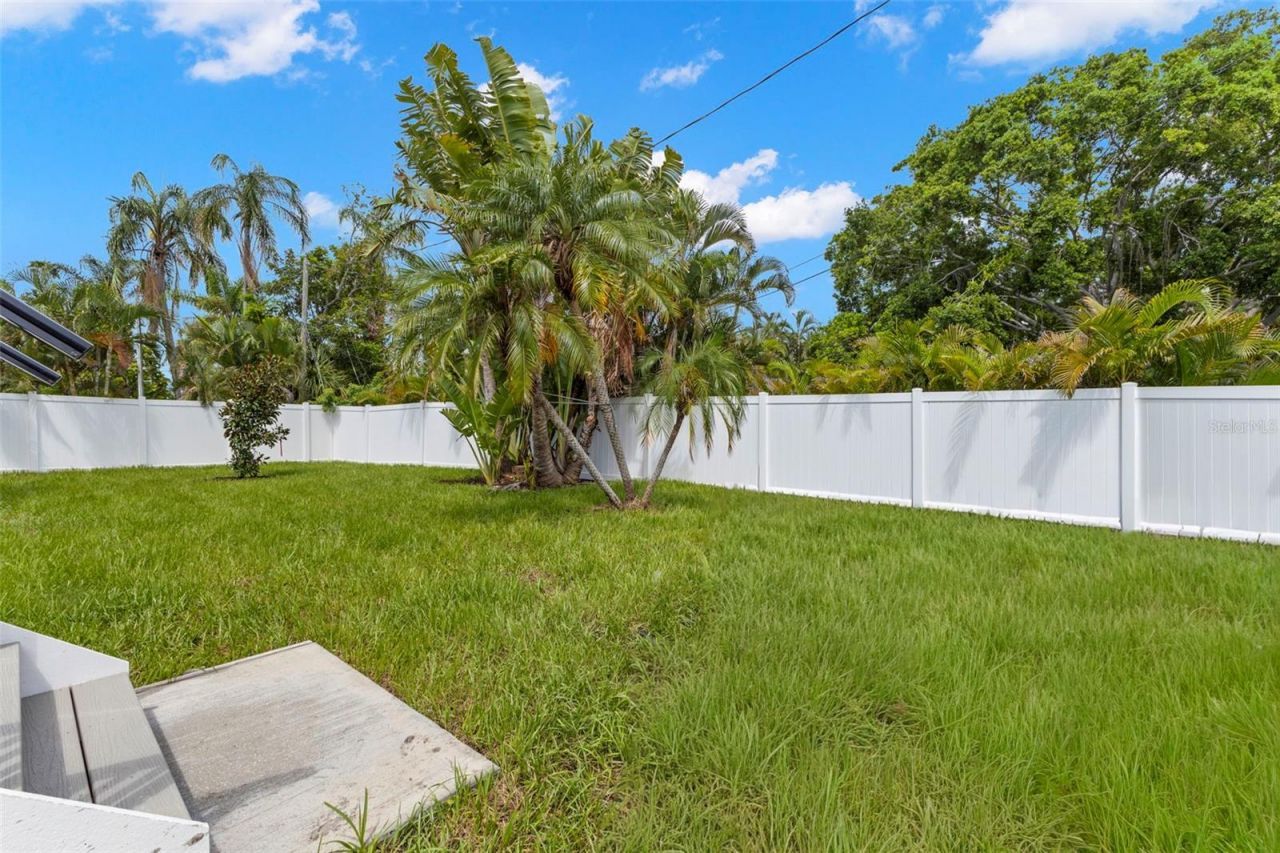 3534 Overlook Drive Ne, Saint Petersburg, FL 33703 Photo