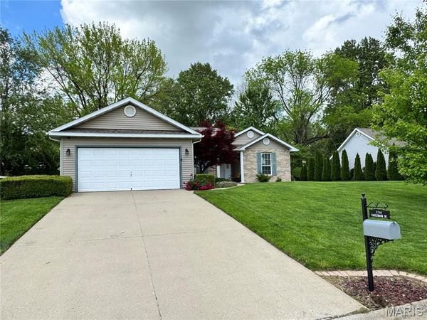 3241 TANGLEBROOK Drive , Belleville, IL 62221