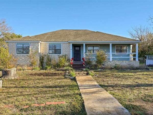 105 Deep Lake CIR, Liberty Hill, TX 78642