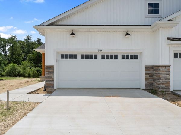 814 Joyce Lane, St. Johns, MI 48879