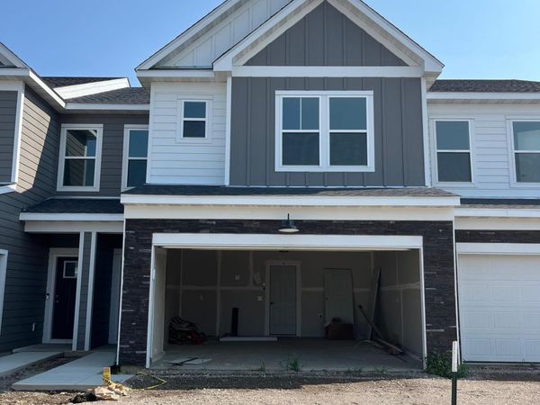 17976 Genoa Drive , Lakeville, MN 55044
