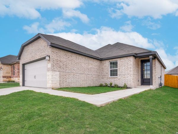 6631 Thorpe Hollow, Converse, TX 78109