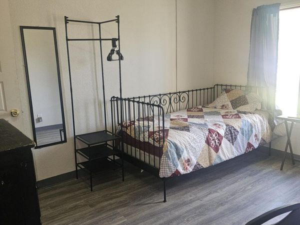 1211 Gladstone, Unit B, San Antonio, TX 78225