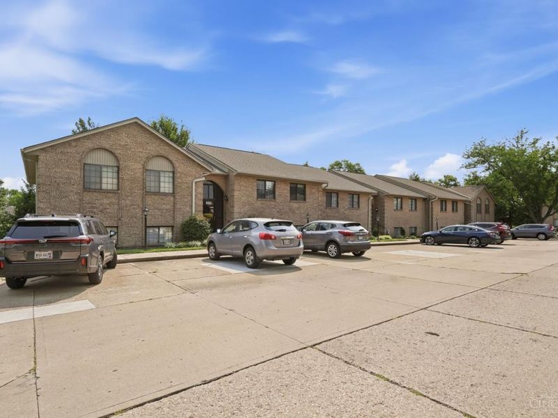 3935 School Section Road, Unit 4, Cincinnati, OH 45211 Photo 3