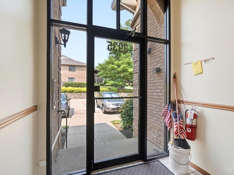 3935 School Section Road, Unit 4, Cincinnati, OH 45211 Photo 6