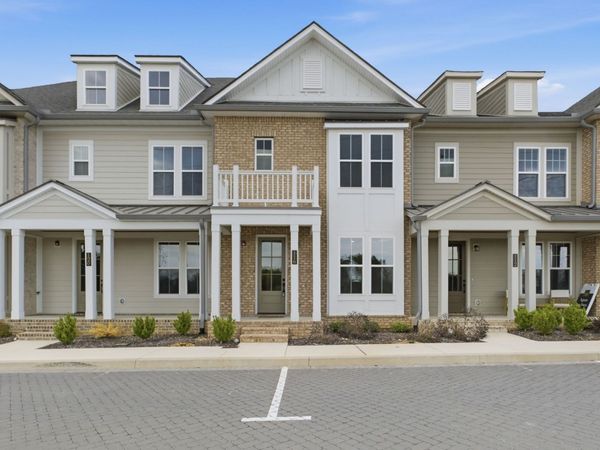 116 Nearwater Place , Hendersonville, TN 37075
