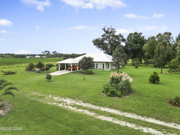 5223-A Palamino Lane , Greenwood, FL 32443