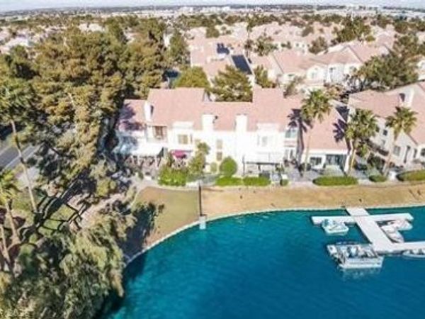 2657 Seashore Drive , Las Vegas, NV 89128