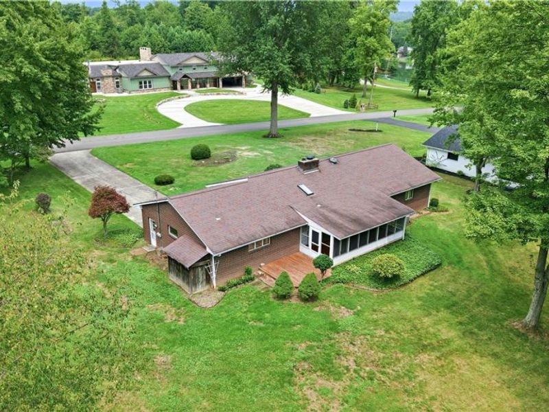 7166 Wildwood Drive, Brookfield, OH 44403 Photo 5