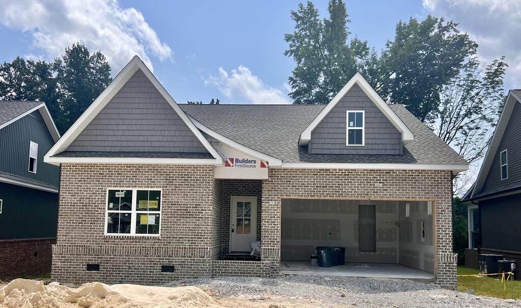 1318 Kensington Cir, Cookeville, TN 38506 Main Photo