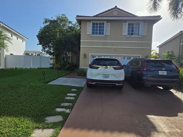 19130 NW 10th St, Pembroke Pines, FL 33029