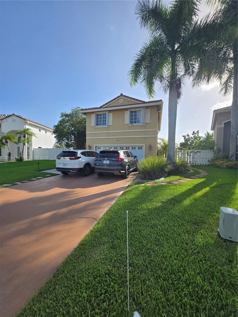 19130 NW 10th St, Pembroke Pines, FL 33029 Photo