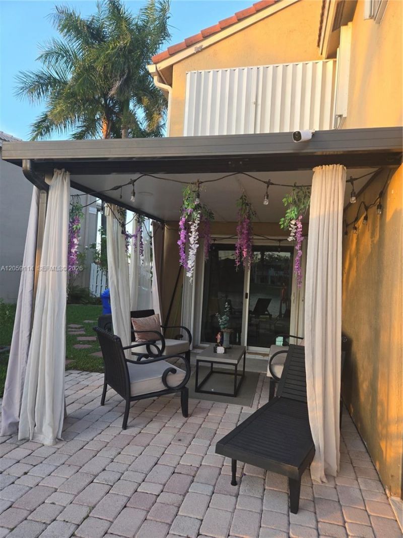 19130 NW 10th St, Pembroke Pines, FL 33029 Photo