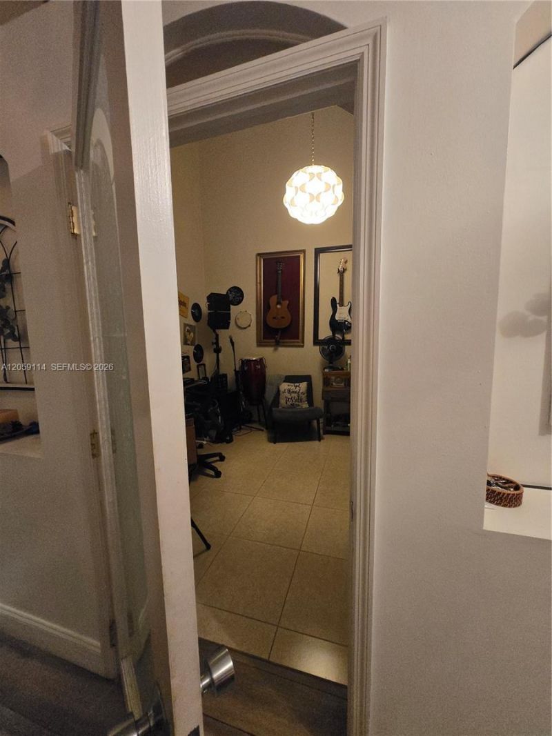 19130 NW 10th St, Pembroke Pines, FL 33029 Photo