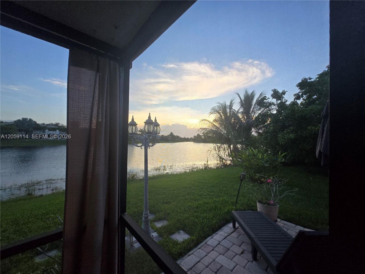 19130 NW 10th St, Pembroke Pines, FL 33029 Photo