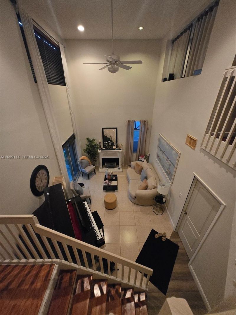 19130 NW 10th St, Pembroke Pines, FL 33029 Photo