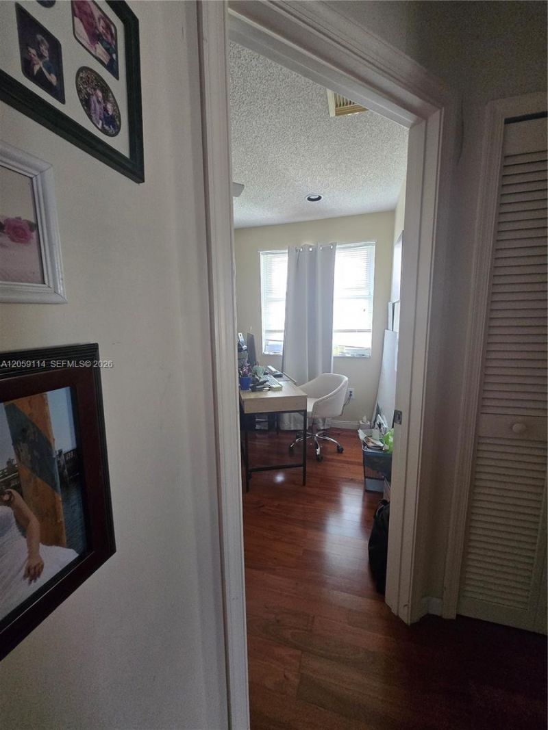 19130 NW 10th St, Pembroke Pines, FL 33029 Photo