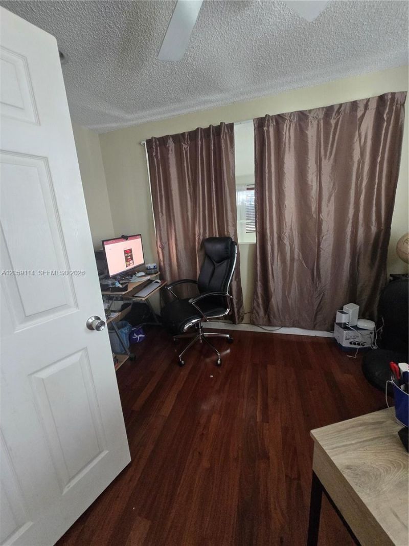 19130 NW 10th St, Pembroke Pines, FL 33029 Photo