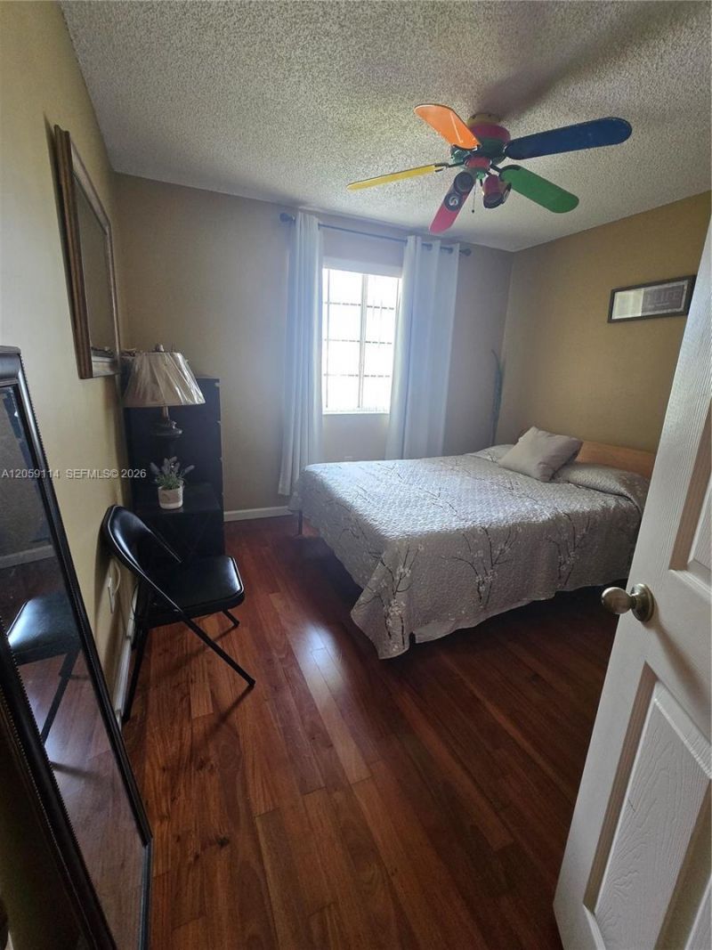 19130 NW 10th St, Pembroke Pines, FL 33029 Photo