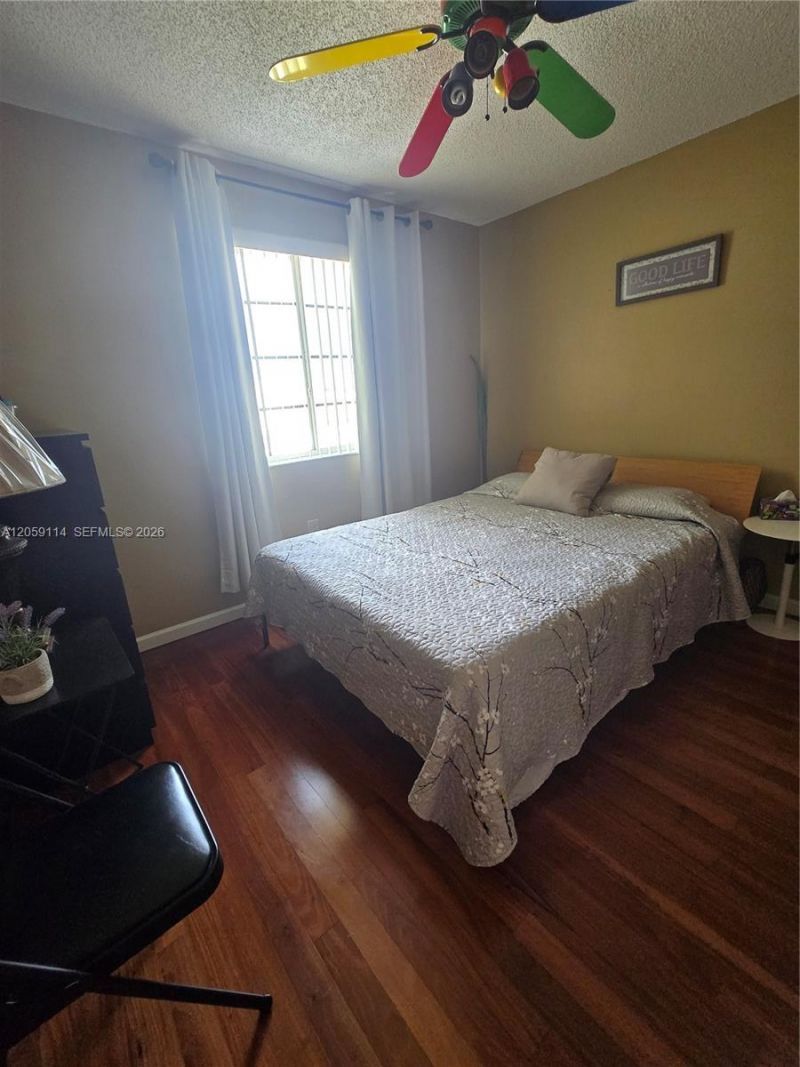 19130 NW 10th St, Pembroke Pines, FL 33029 Photo