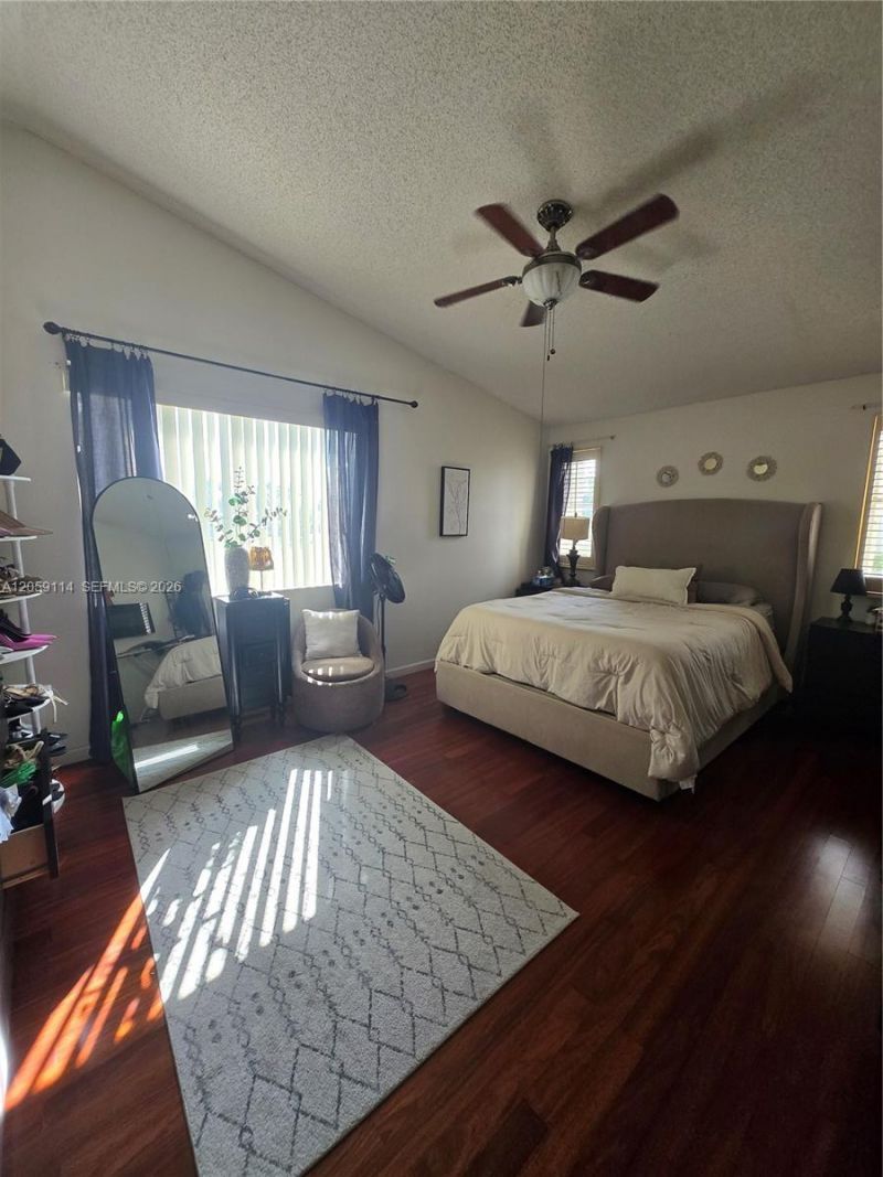19130 NW 10th St, Pembroke Pines, FL 33029 Photo