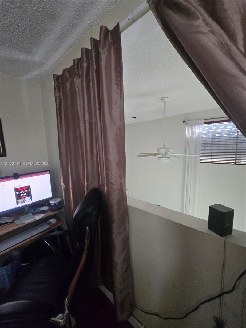 19130 NW 10th St, Pembroke Pines, FL 33029 Photo