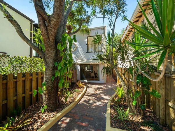 3145 Jackson Ave , Miami, FL 33133