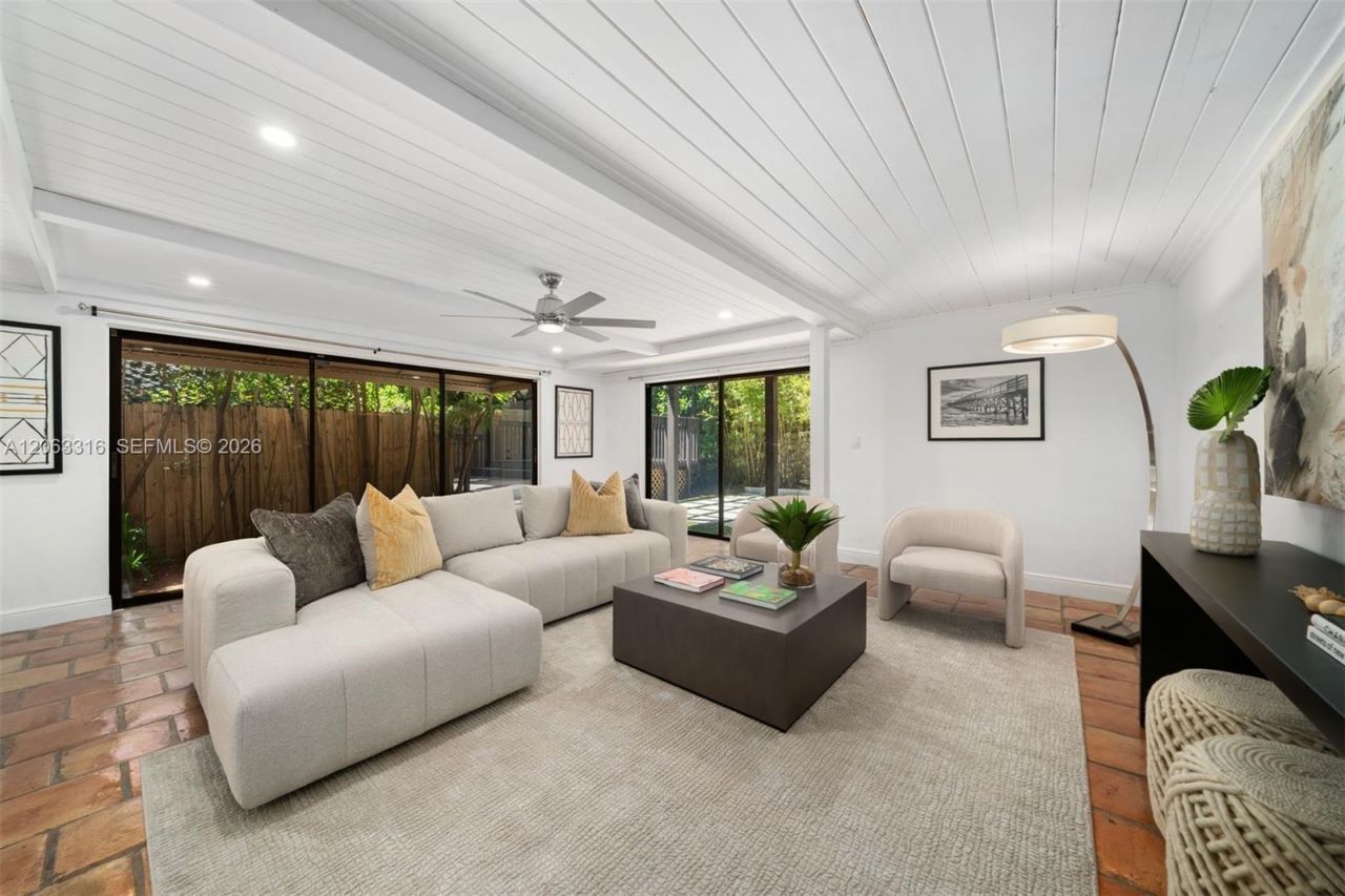 3145 Jackson Ave, Miami, FL 33133 Photo