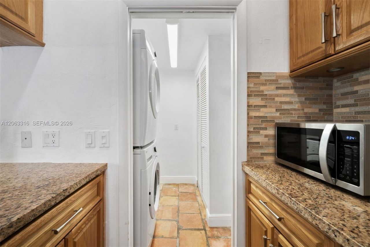3145 Jackson Ave, Miami, FL 33133 Photo