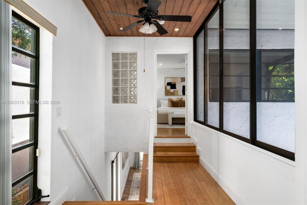 3145 Jackson Ave, Miami, FL 33133 Photo