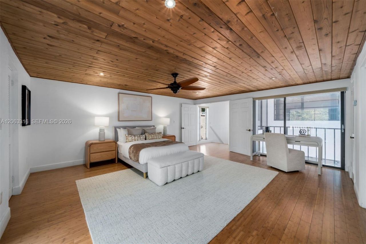 3145 Jackson Ave, Miami, FL 33133 Photo