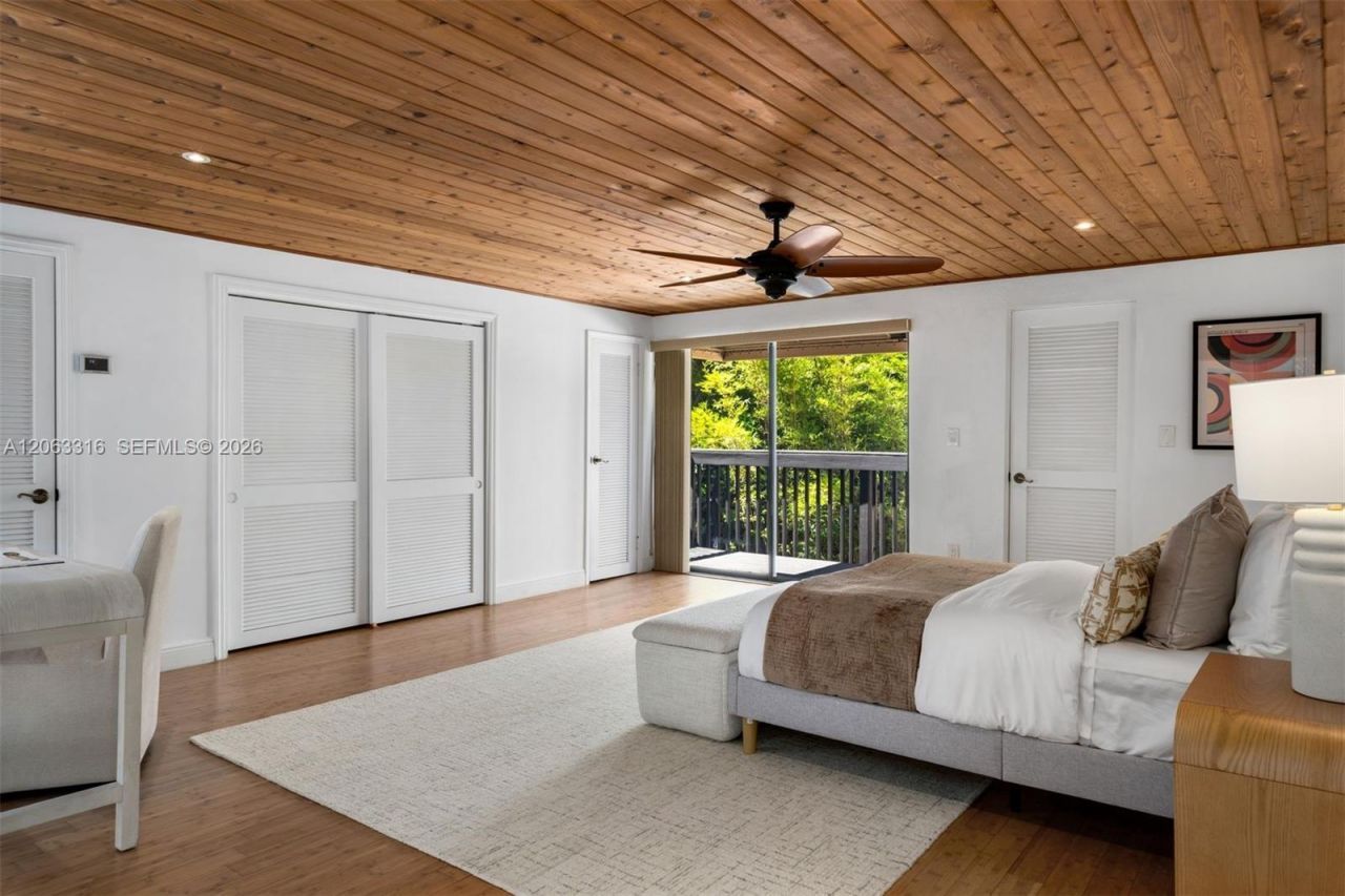 3145 Jackson Ave, Miami, FL 33133 Photo