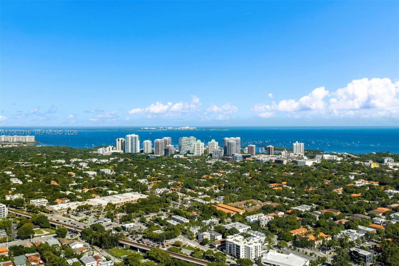 3145 Jackson Ave, Miami, FL 33133 Photo