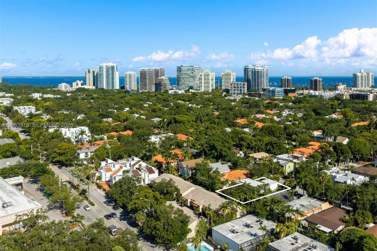 3145 Jackson Ave, Miami, FL 33133 Photo
